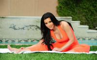 25 Kim Kardashian Hottest Wallpaper Set 11