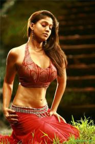 Indian Actress Nayanthara Sizzling Hot Photos( 64 Hot Photos )