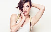 25 Sexy Milla Jovovich Hot Wallpapers Set 13