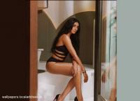 Indian Actress Pernia Qureshi Hot N Sexy Pics( 28 Hot Photos )