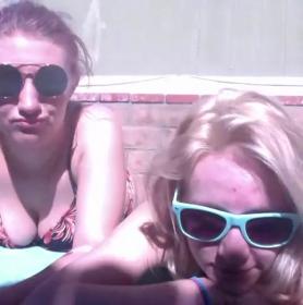 Sexy Busty Bikini Teen Girls Sunbathing