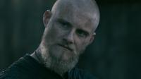 Vikings (2013) S06E01 (1080p AMZN WEB-DL x265 HEVC 10bit AAC 5.1 Vyndros)