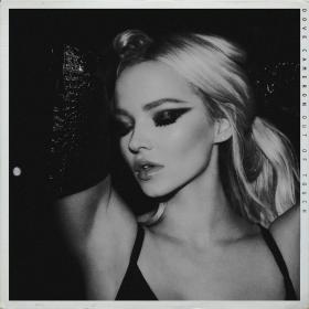 Dove Cameron – Out of Touch 320 kbs 🎵 Beats