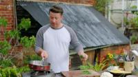Jamie Keep Cooking Family Favourites S01E02 XviD-AFG