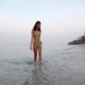 Hegre 20-10-13 Hiromi Nude Beach XXX 720p WEB x264-GalaXXXy[XvX]