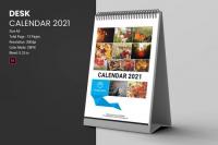 CreativeMarket - Desk Calendar 2021 5616822
