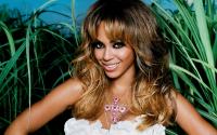 Beyonce-Iam     Sasha Fince