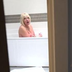 AuntJudysXXX 22 03 10 Spying On Step-Auntie Amy In The Bath Ends In Sexy POV XXX 720p WEB x264-GalaXXXy[XvX]