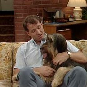 Married With Children S02E01 Buck Can Do It 1080p AMZN WEB-DL DDP5.1 H.264-FLUX[TGx]