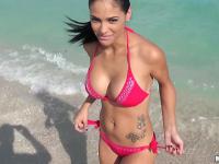 Jasmine Caro - This Is A Nude Beach Now HD 720p