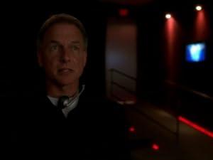 NCIS S03E12 Boxed In 1080p AMZN WEB-DL DDP5.1 H.264-NTb[TGx]