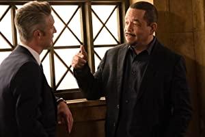 Law and Order SVU S22E05 AAC MP4-Mobile