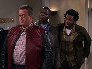 Mike and Molly S05E09 HDTV x264-LOL [GloDLS]