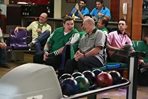 Modern Family S06E20 WEB x264-TORRENTGALAXY[TGx]