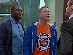 Detroiters S02E08 1080p WEB x264-TBS[TGx]