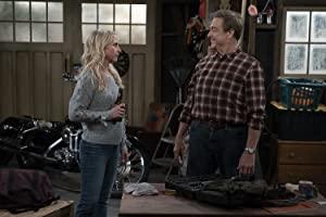 The Conners S01E02 Tangled Up In Blue 720p AMZN WEB-DL DDP5.1 H.264-NTb[eztv]